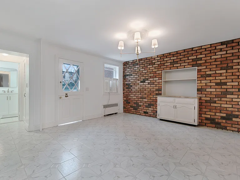 285 Carroll St #1 — Photo 16