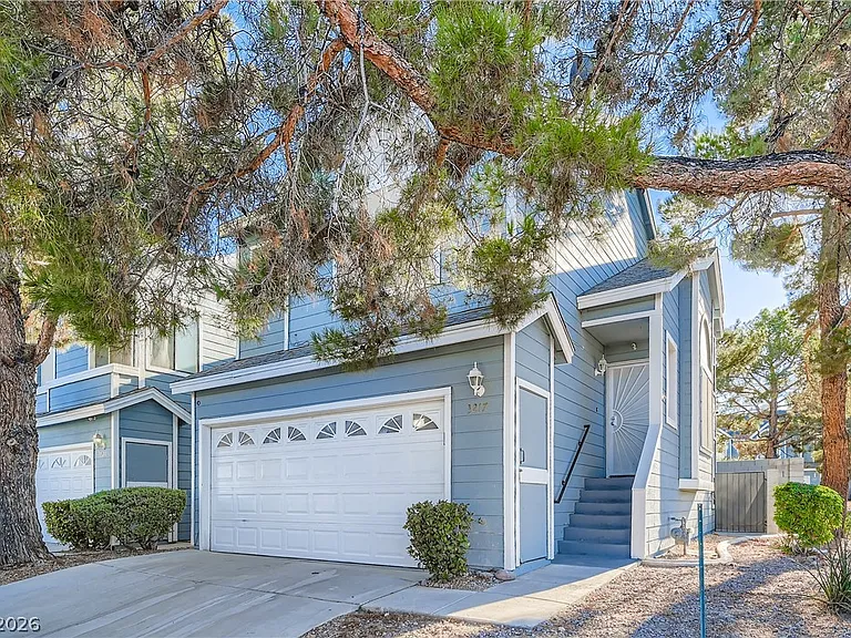 3217 Symphony Dr — Photo 2