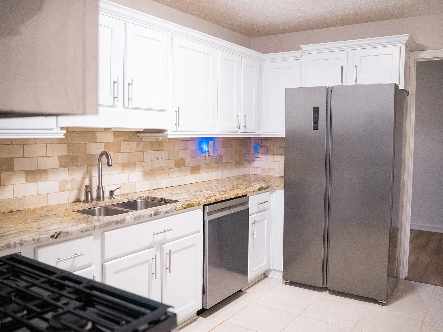 3 bed, 1740 sqft, $2,400 — Photo 1