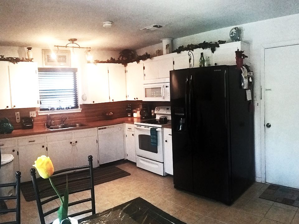 1st image of 1105 W Lincoln Ave
