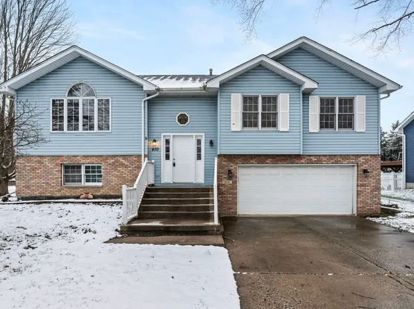 410 Woodward St, Beecher, IL 60401