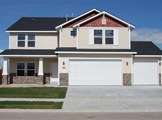 44 N Zion Park Dr, Nampa, ID 83651