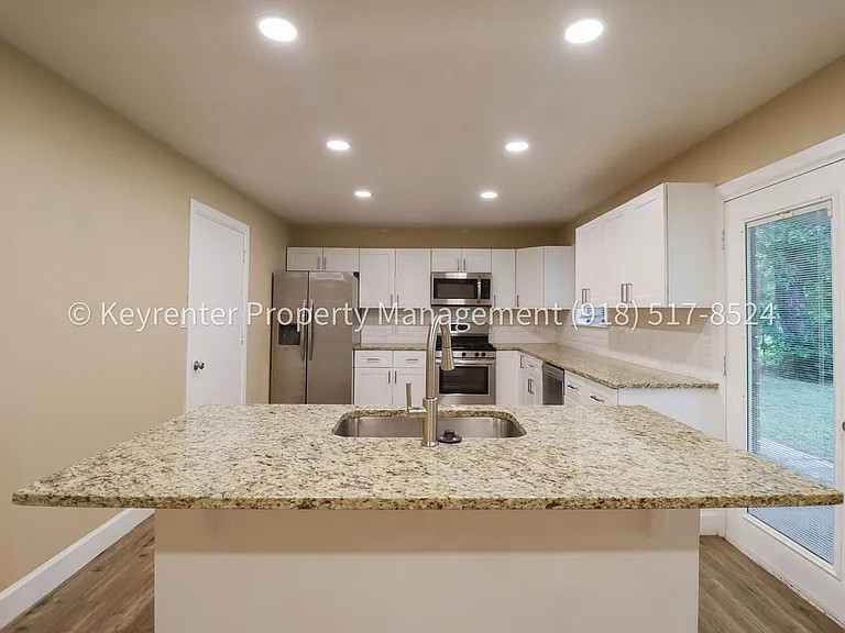 11621 N 103rd East Ave — Photo 19
