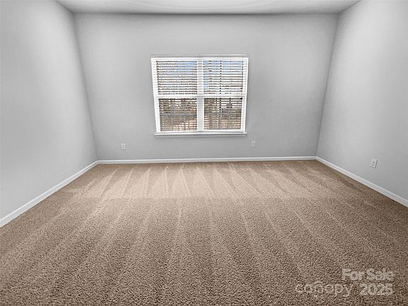 5th image of 12332 Flatbush Dr