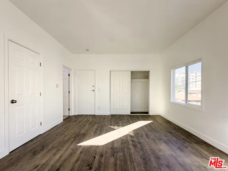 908 S Normandie Ave #16 — Photo 14