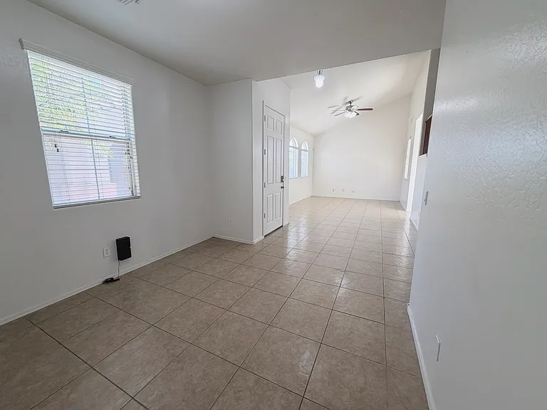 7164 S 48th Gln — Photo 13