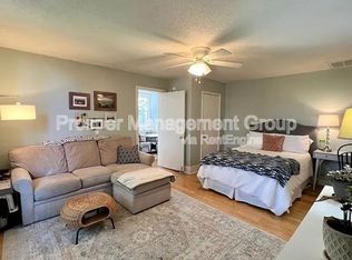 221 Congress St APT 3, Charleston, SC 29403