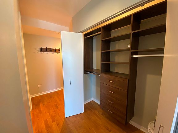 5th image of 400 N Lasalle St #4512