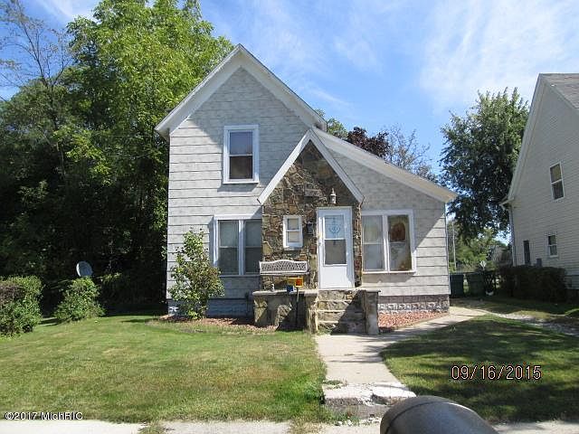 1st image of 18 Stone Ave