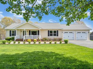 462 Gilford Rd, Wirtz, VA 24184