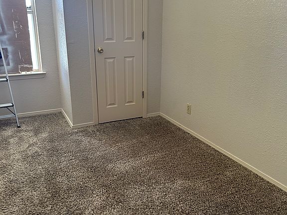 5th image of 11805 Kings Arms Ct #11807