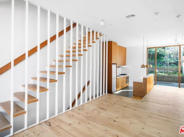 1416 Fairbanks Pl, Los Angeles, CA 90026