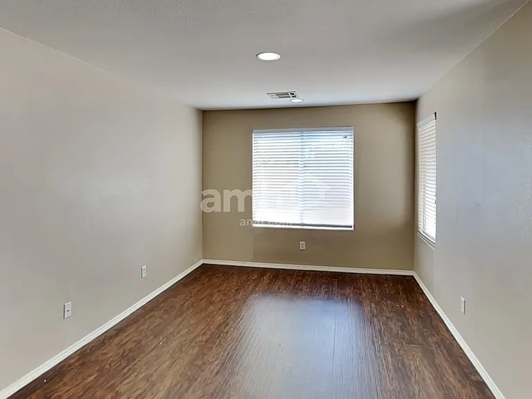 10357 Cherokee Corner Ave — Photo 7