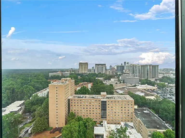 2870 Pharr Court South NW #NW-2602-2602 — Photo 24