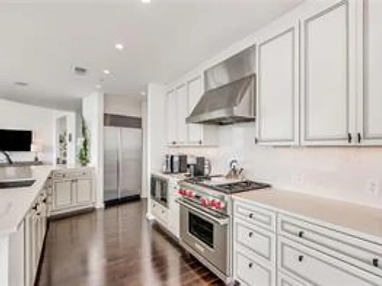 3325 Piedmont Rd NE #2205 — Photo 13