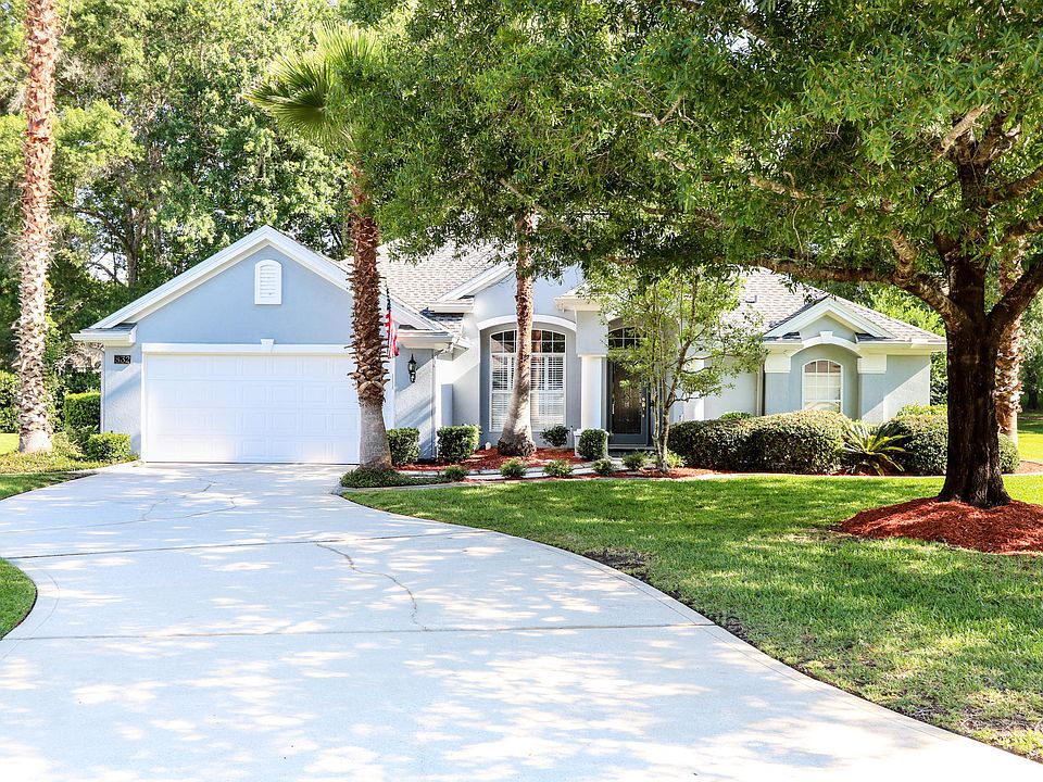 1st image of 832 WESTMINSTER Drive W