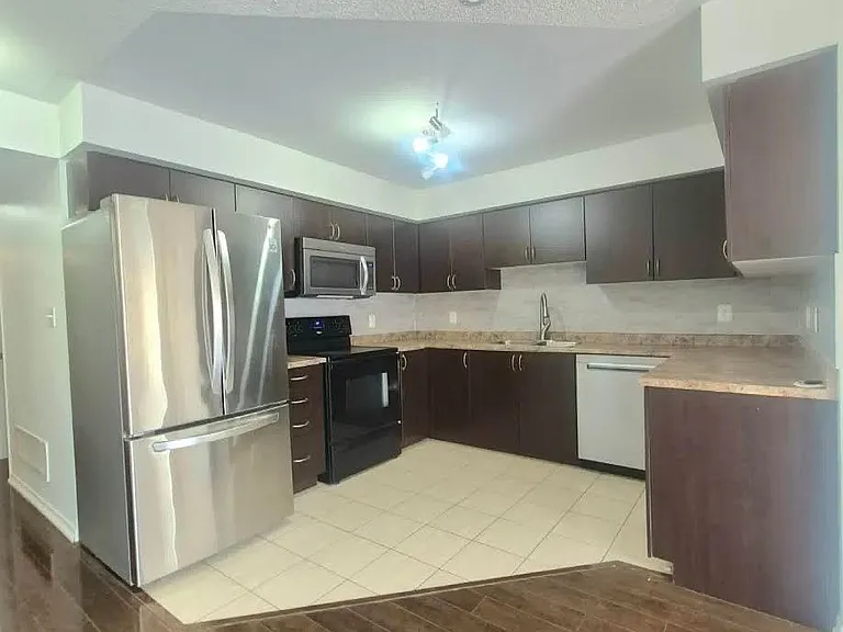 35 Hays Blvd #6 — Photo 5