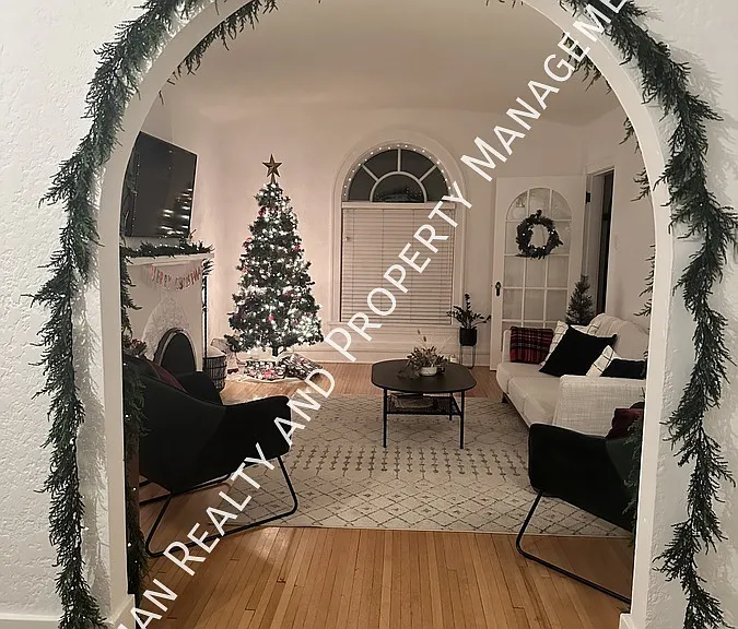 3337 Angus St — Photo 5