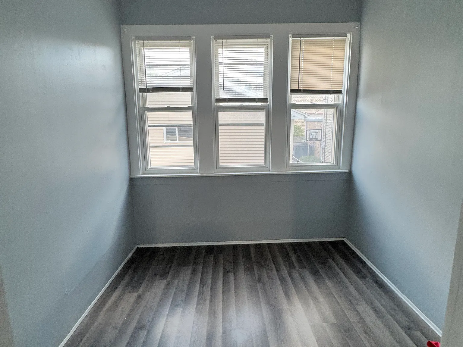 5255 W Henderson St — Photo 4