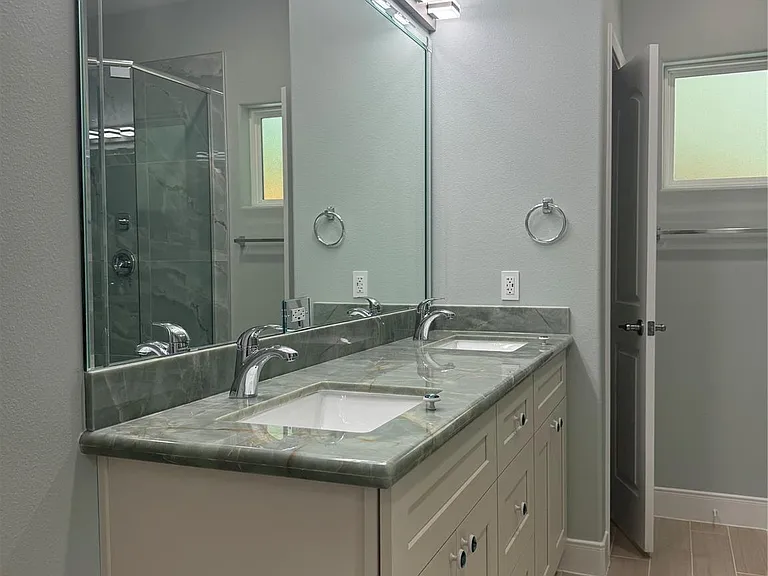 1806 Pasadena St — Photo 30