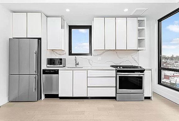 2nd image of 557 4th Ave #201
