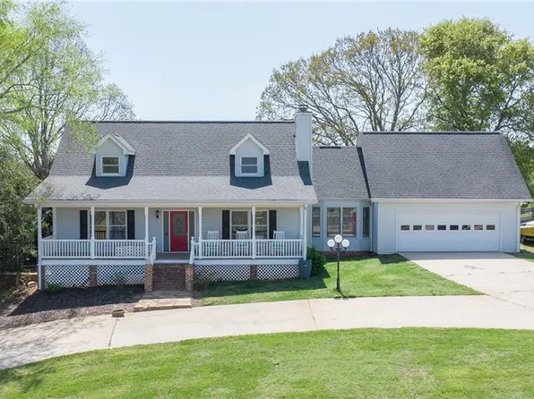 188 Grand View St, Dahlonega, GA 30533