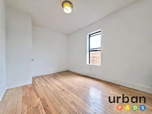 Rented by Urban Pads | media 5