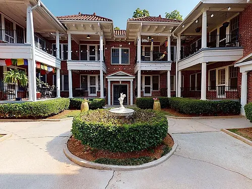 305 E Ponce De Leon Ave #E4 Photo 1