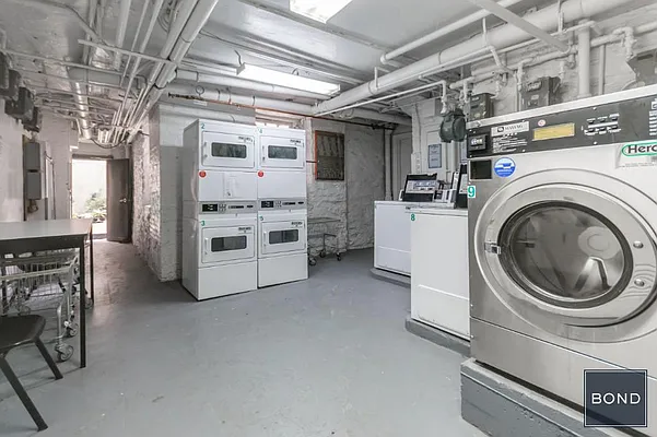 Sold by Bond New York | media 18