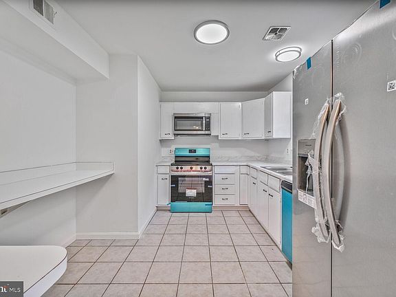 5th image of 1204 N Brandon Ave
