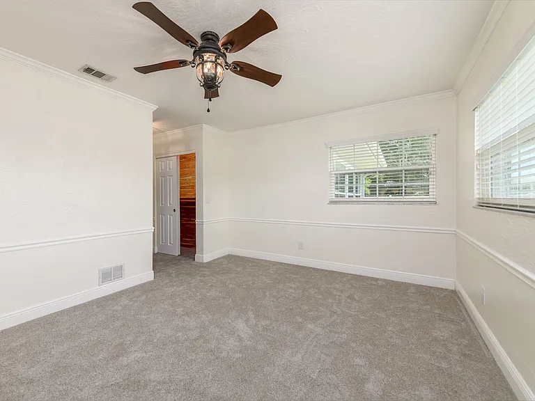 1661 Algonquin Dr — Photo 13