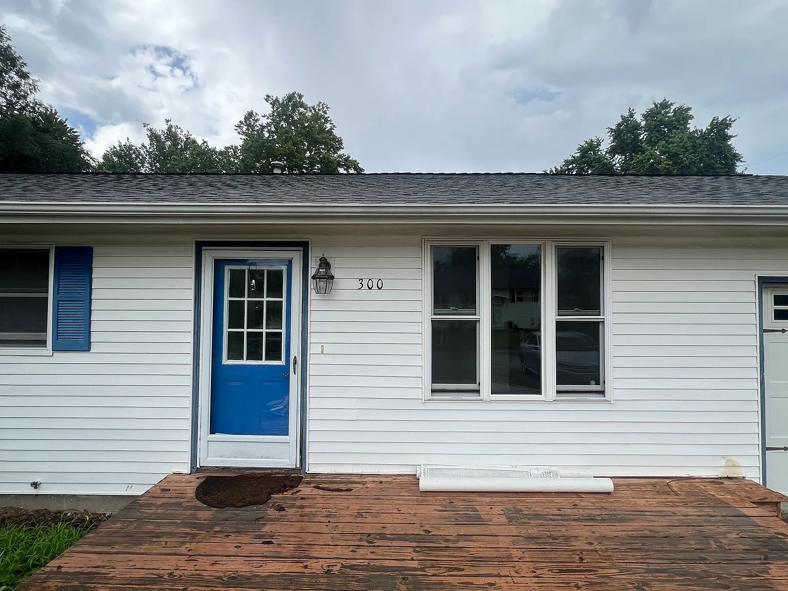 3 bed, $1,400 — Photo 2