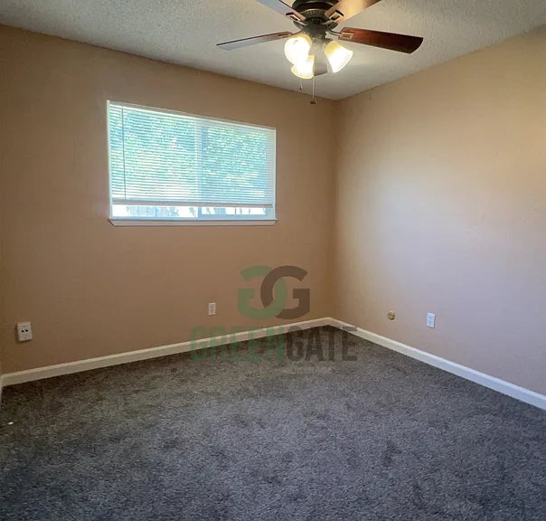 2305 Rose Ave — Photo 20