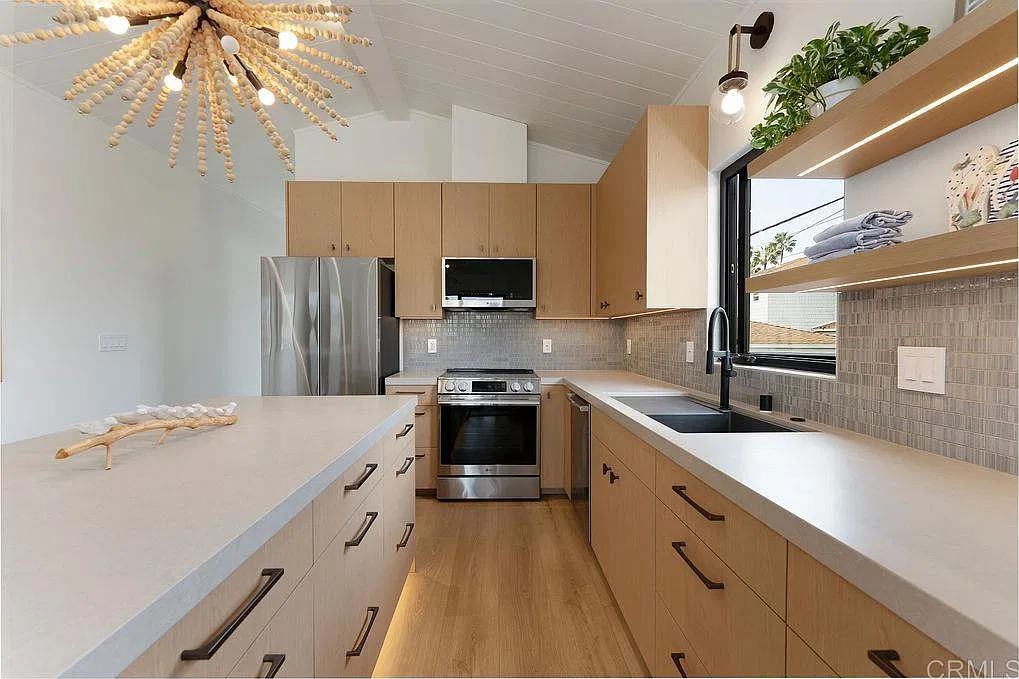 1 bed, 661 sqft, $4,000 — Photo 3