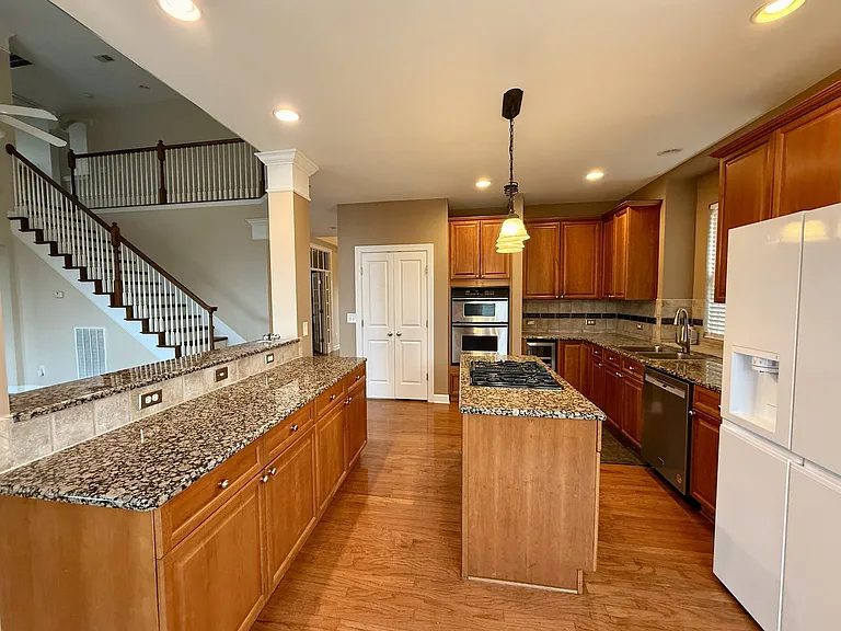 510 Clearwater Dr — Photo 7