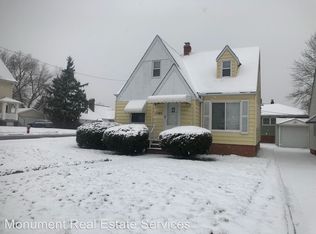 11303 McCracken Rd, Garfield Heights, OH 44125