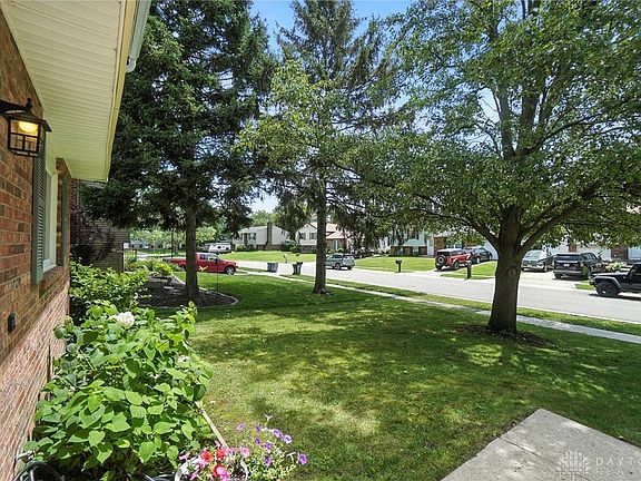 4th image of 1424 Hillary Ln