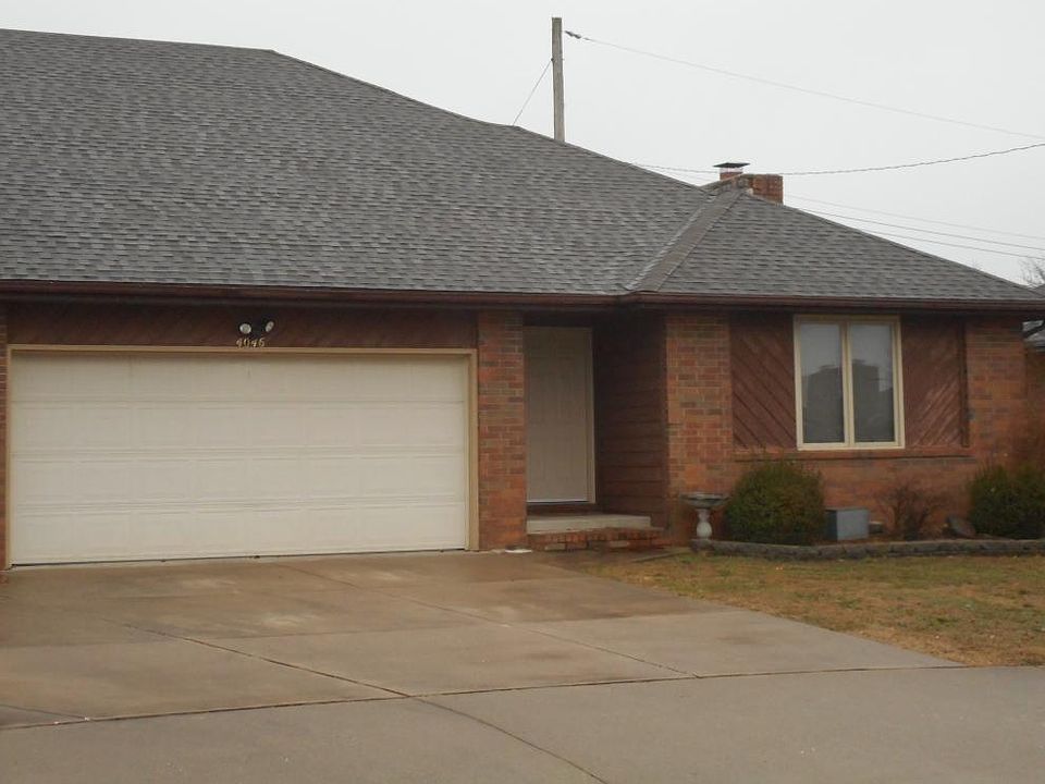 2nd image of 4046 S Parkhill Ct