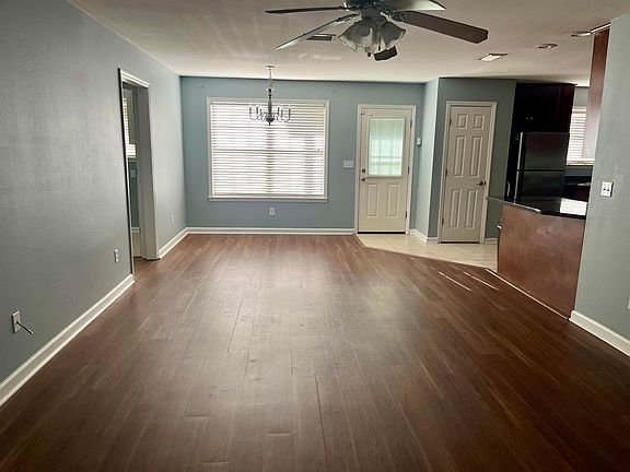 4th image of 63 Mohave Rd