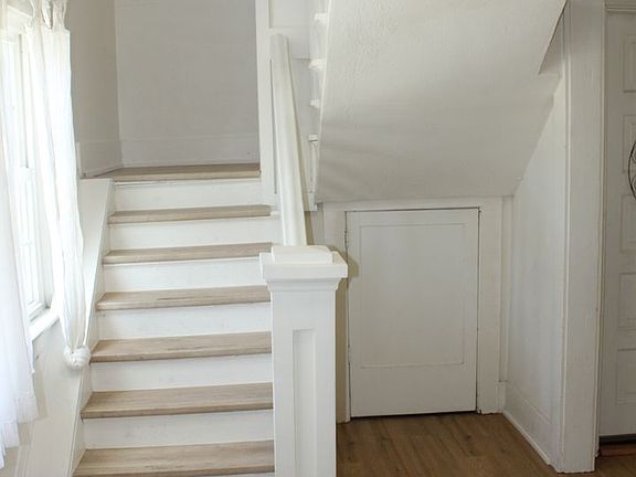 3rd image of 1515 Pine St APT 6