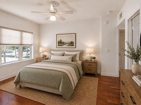 4th image of 202 E SOUTH STREET #1044