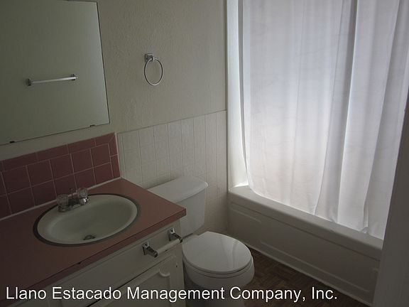 3rd image of 2312 14th Ave APT 109
