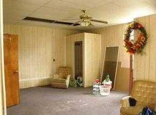 21122 Bear Creek Rd, Catlettsburg, KY 41129