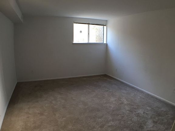4th image of 14632 Bauer Dr #14632