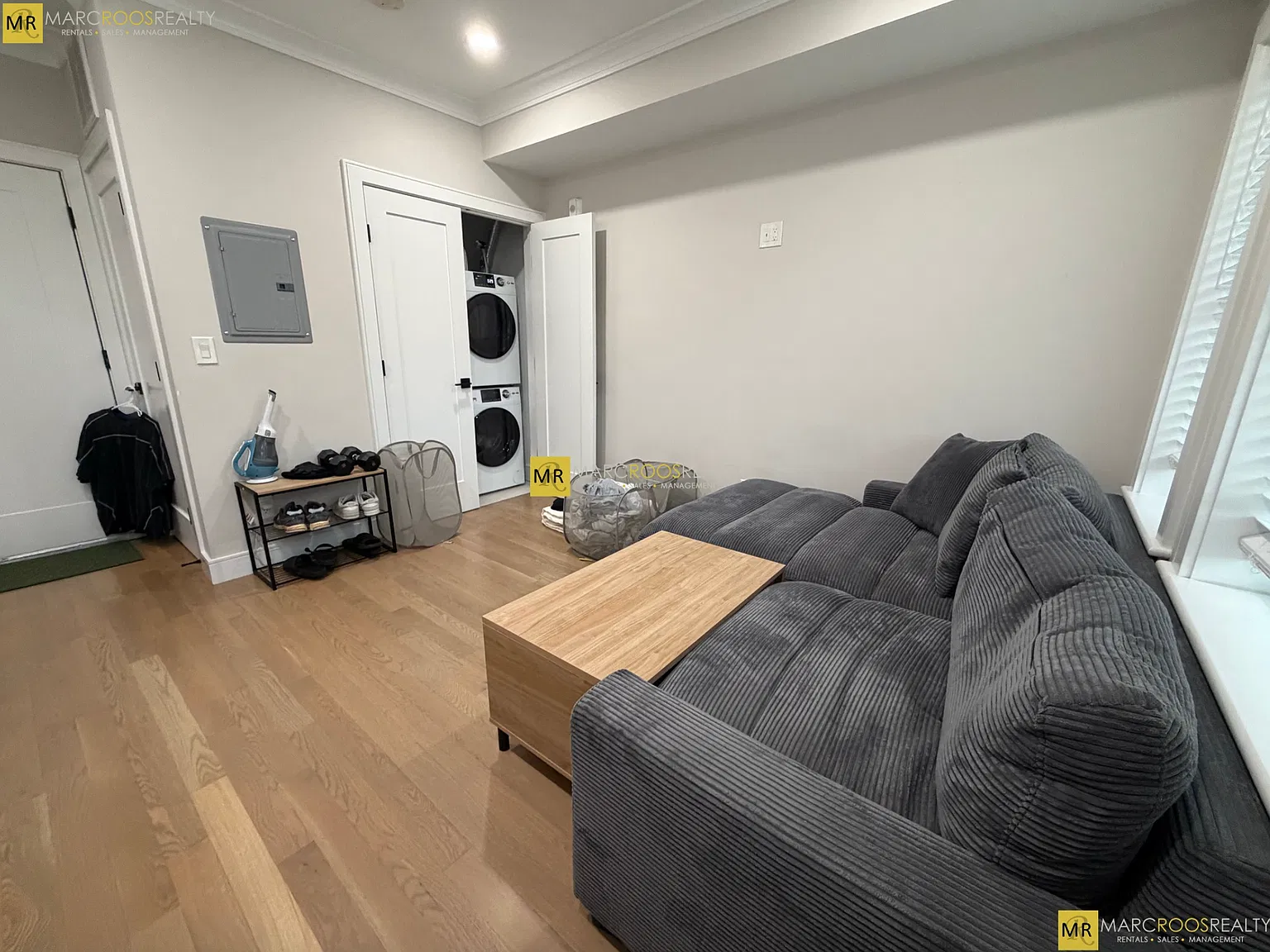 535 Newbury St — Photo 3