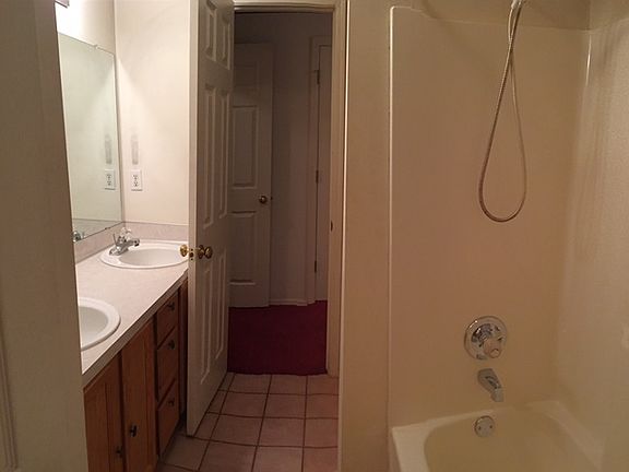 Jack n Jill bathroom