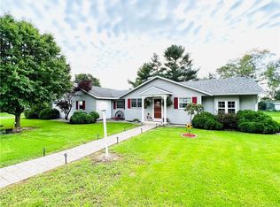 605 N 7th St, Hoopeston, IL 60942