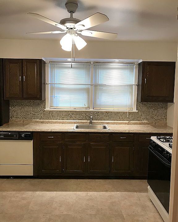 1st image of 907 Palmer Ave APT J1