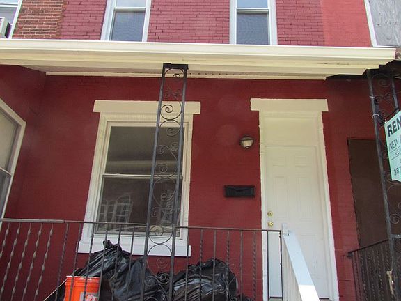 2nd image of 764 N De Kalb St