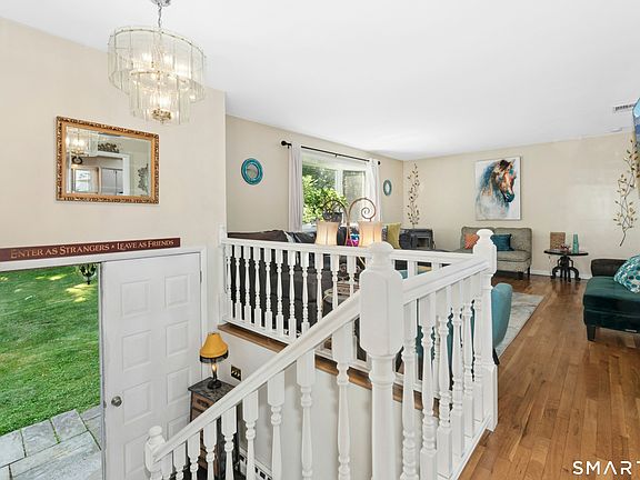 3rd image of 123 Briar Ridge Road